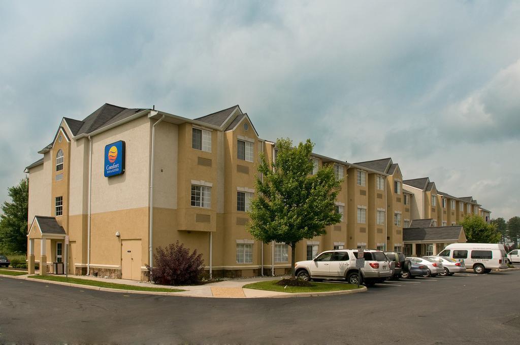 Hotel Spark By Hilton Dulles Airport