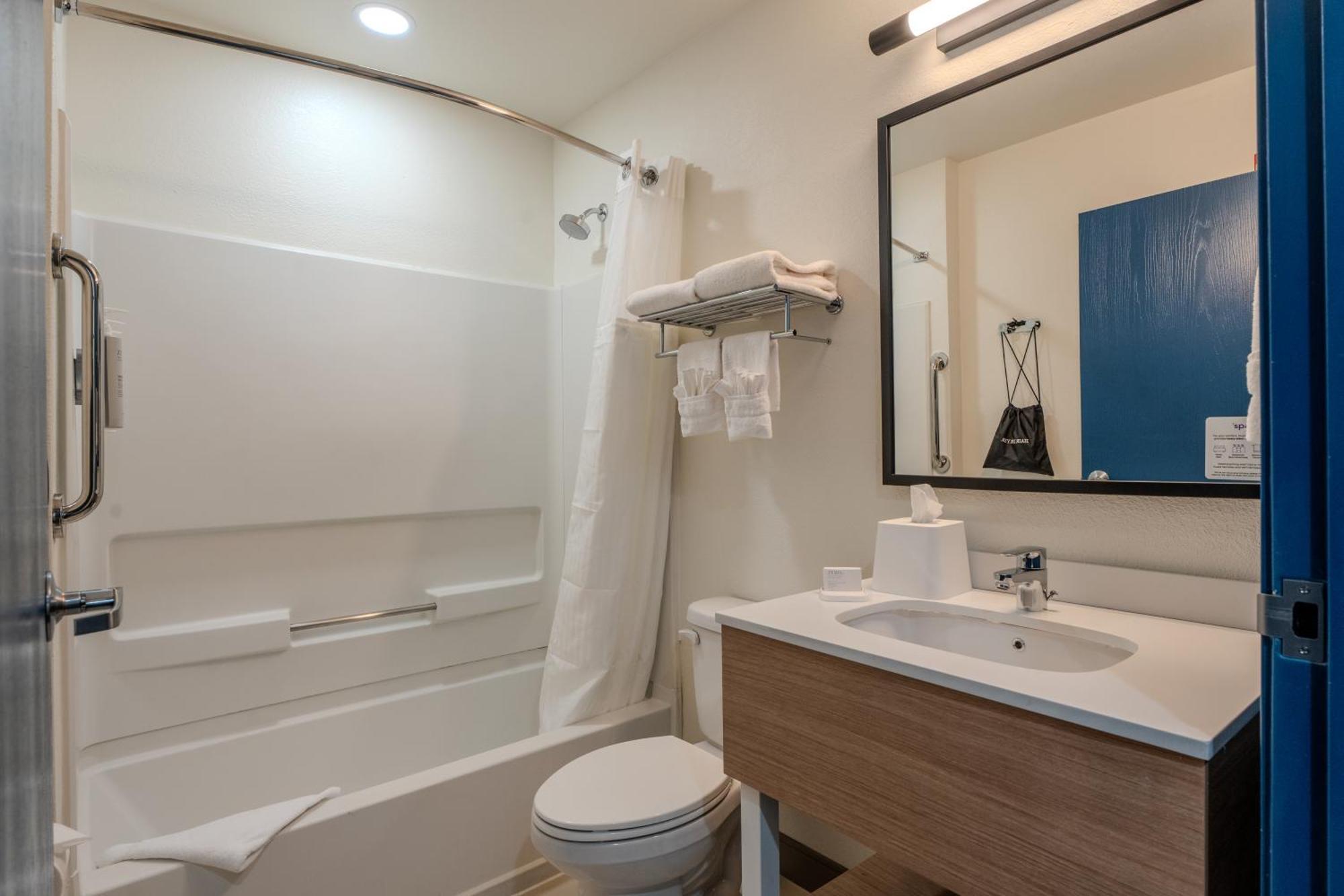 Spark By Hilton Dulles Airport Sterling