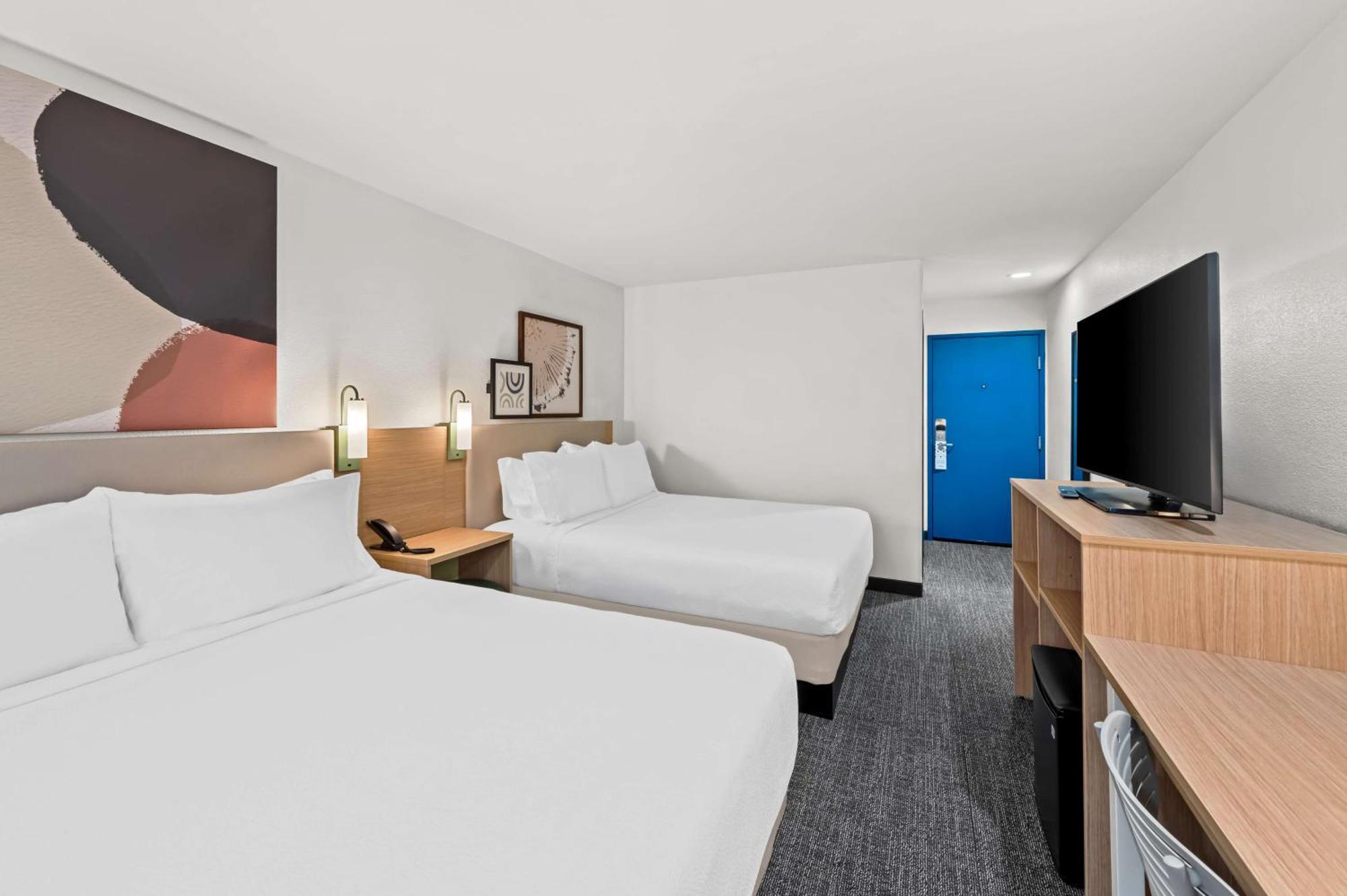 Spark By Hilton Dulles Airport Hotel Sterling