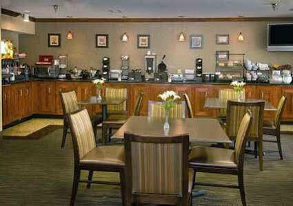 Spark By Hilton Dulles Airport Hotel 2*